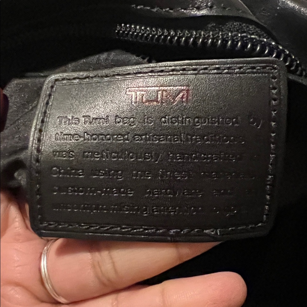 Tumi Alpha 2 Small soft leather travel Satchel - Picture 3 of 15